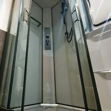 Le Canut Duviard - Proche Metro Croix-rousse
